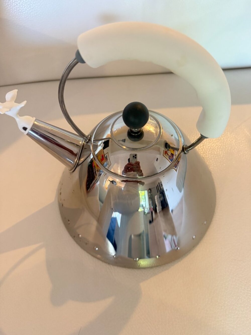 ALESSI 9093 KETTLE BY MICHAEL GRAVES STAINLESS STEEL BIRD WHISTLE SILVER WHITE